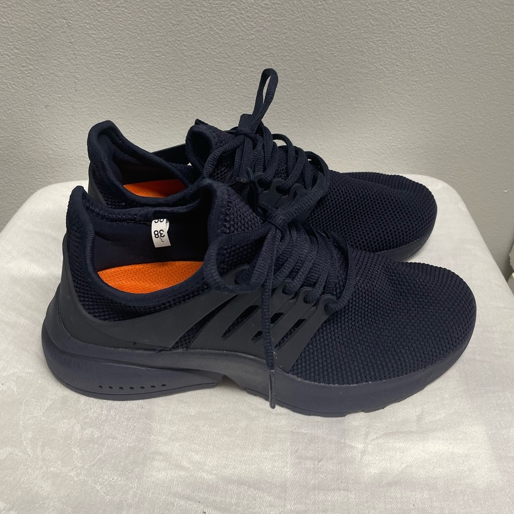 🧢Kids running shoes🧢